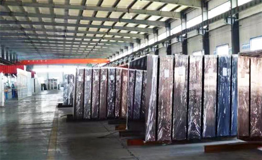 鴻鈦珠寶柜-玻璃生產車間