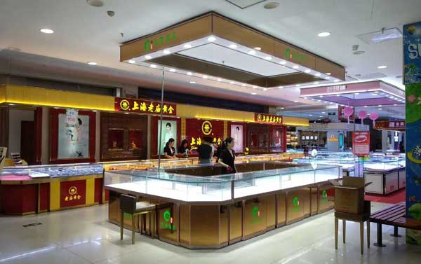 玻璃展臺展示柜的材質挑選